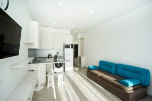 Апартаменты для проживания в деловой поездке в Алупку. 